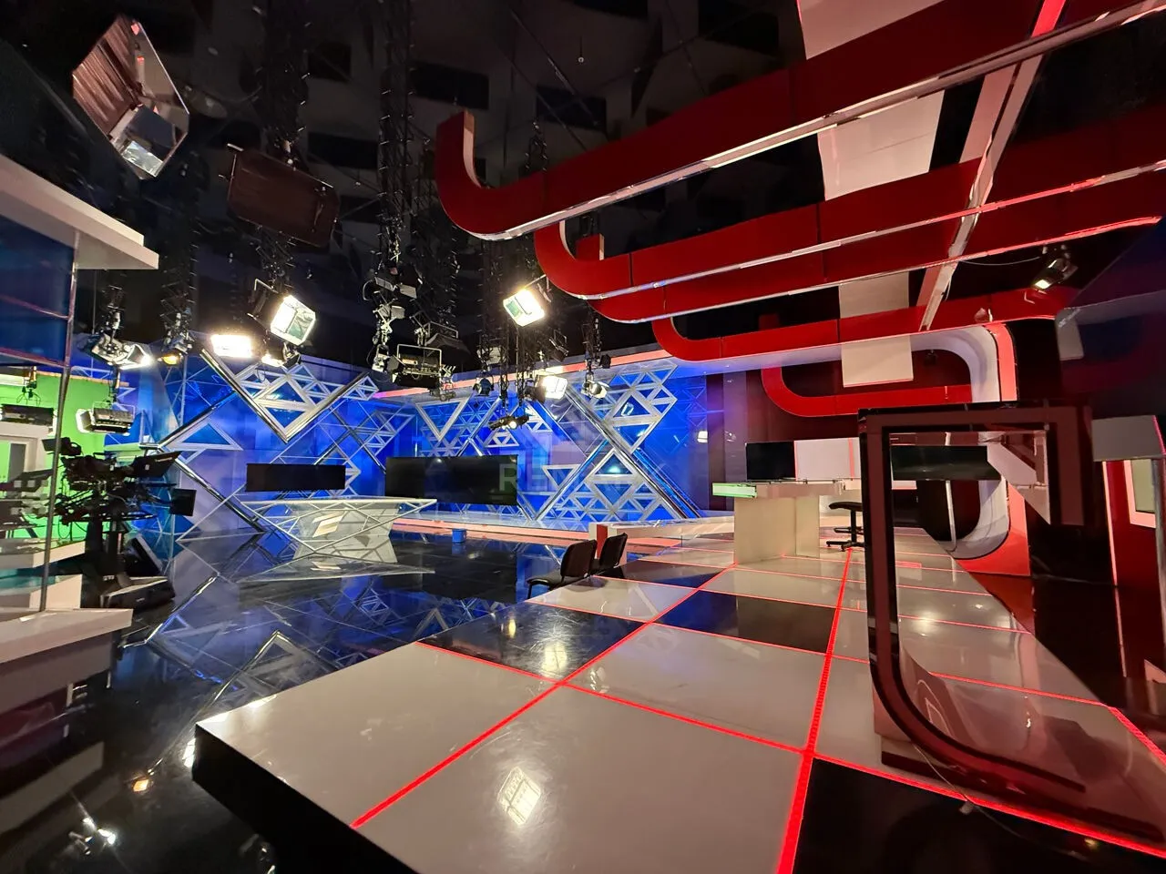 Commercial space, 1 200 m² — Image 2