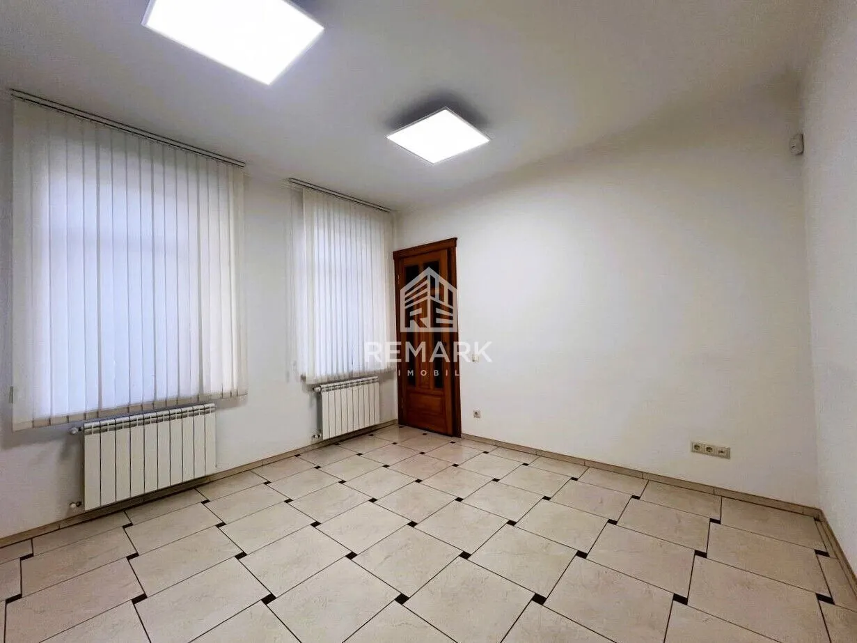 Spațiu comercial, 120 m² — Imagine 1