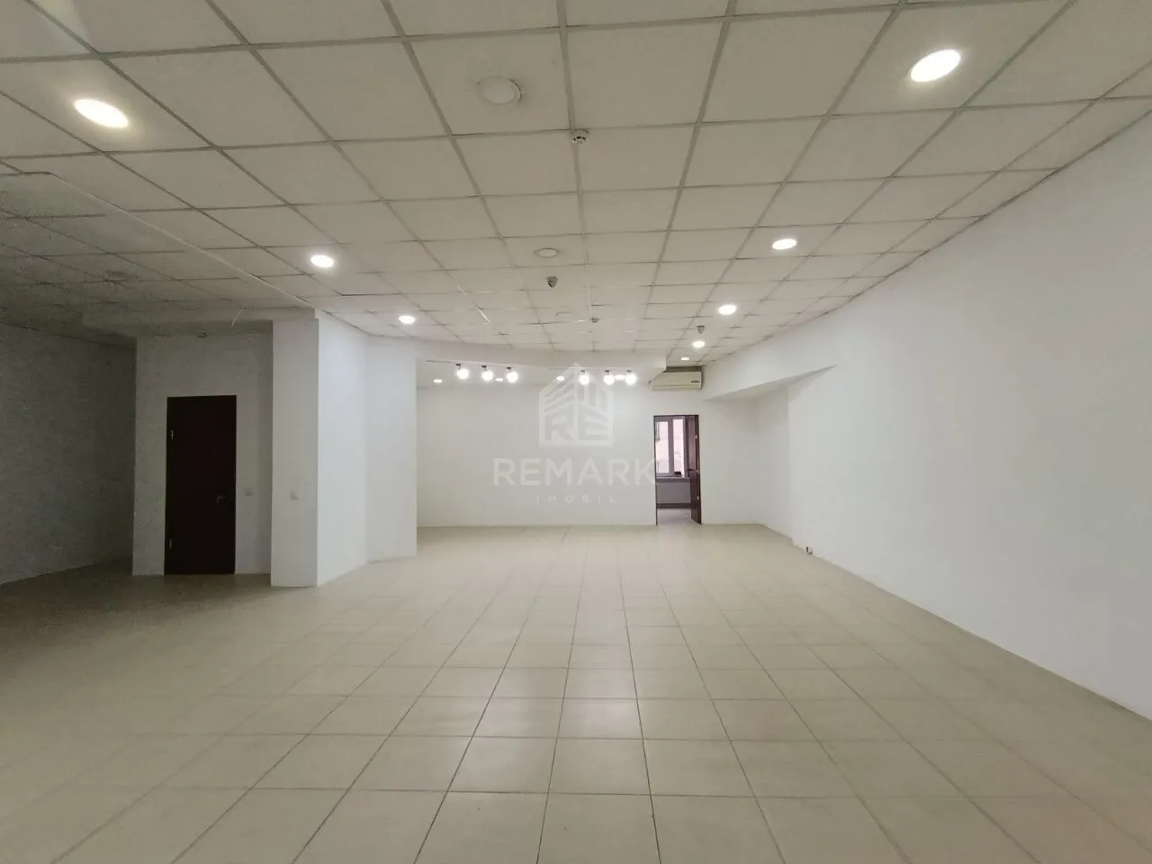 Spațiu comercial, 125 m² — Imagine 4