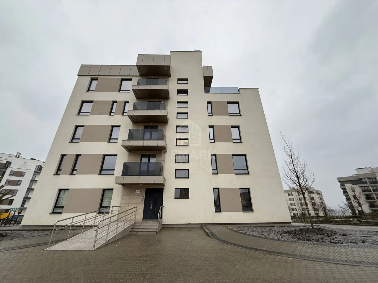 3-комнатная квартира, 84 м² — Изображение 1