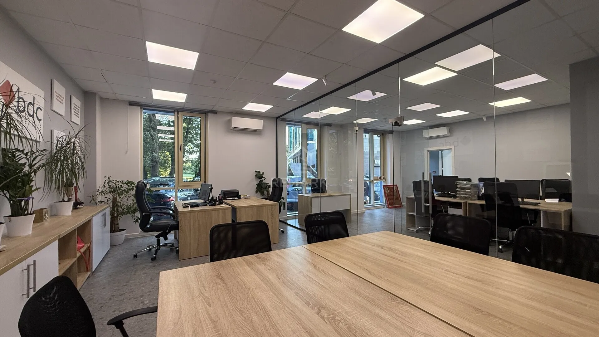 1-camere birou, 95 m² — Imagine 3