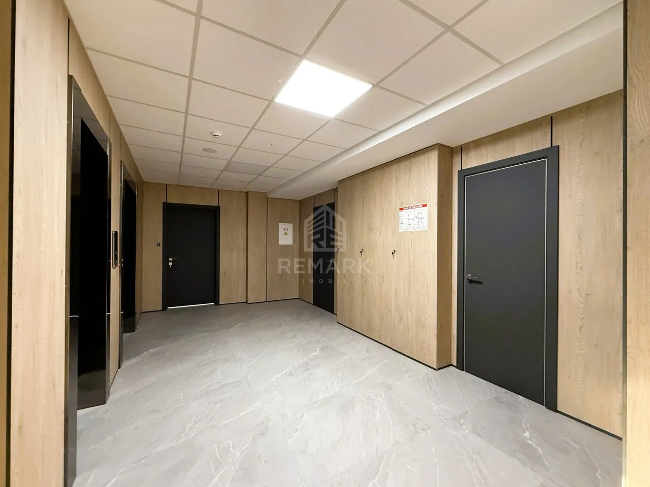 1-bedroom office, 360 m² — Image 3