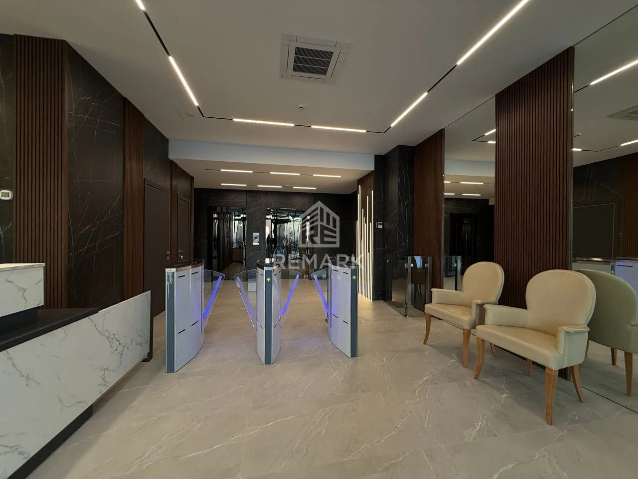 1-bedroom office, 360 m² — Image 2