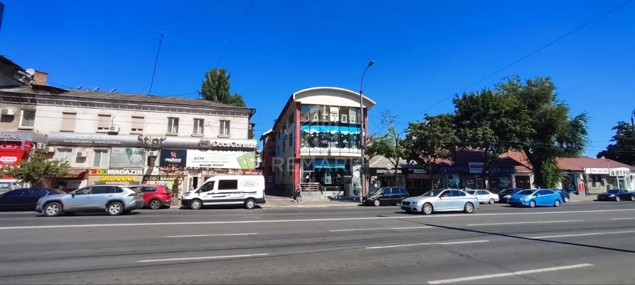 Spațiu comercial, 600 m² — Imagine 1