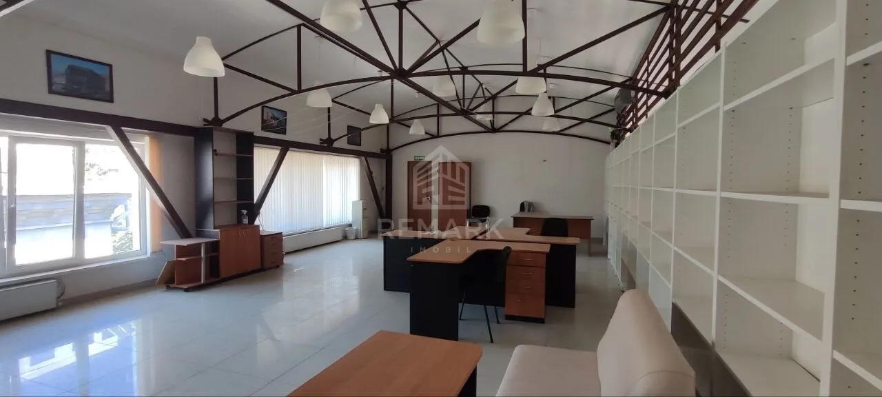 Spațiu comercial, 600 m² — Imagine 2