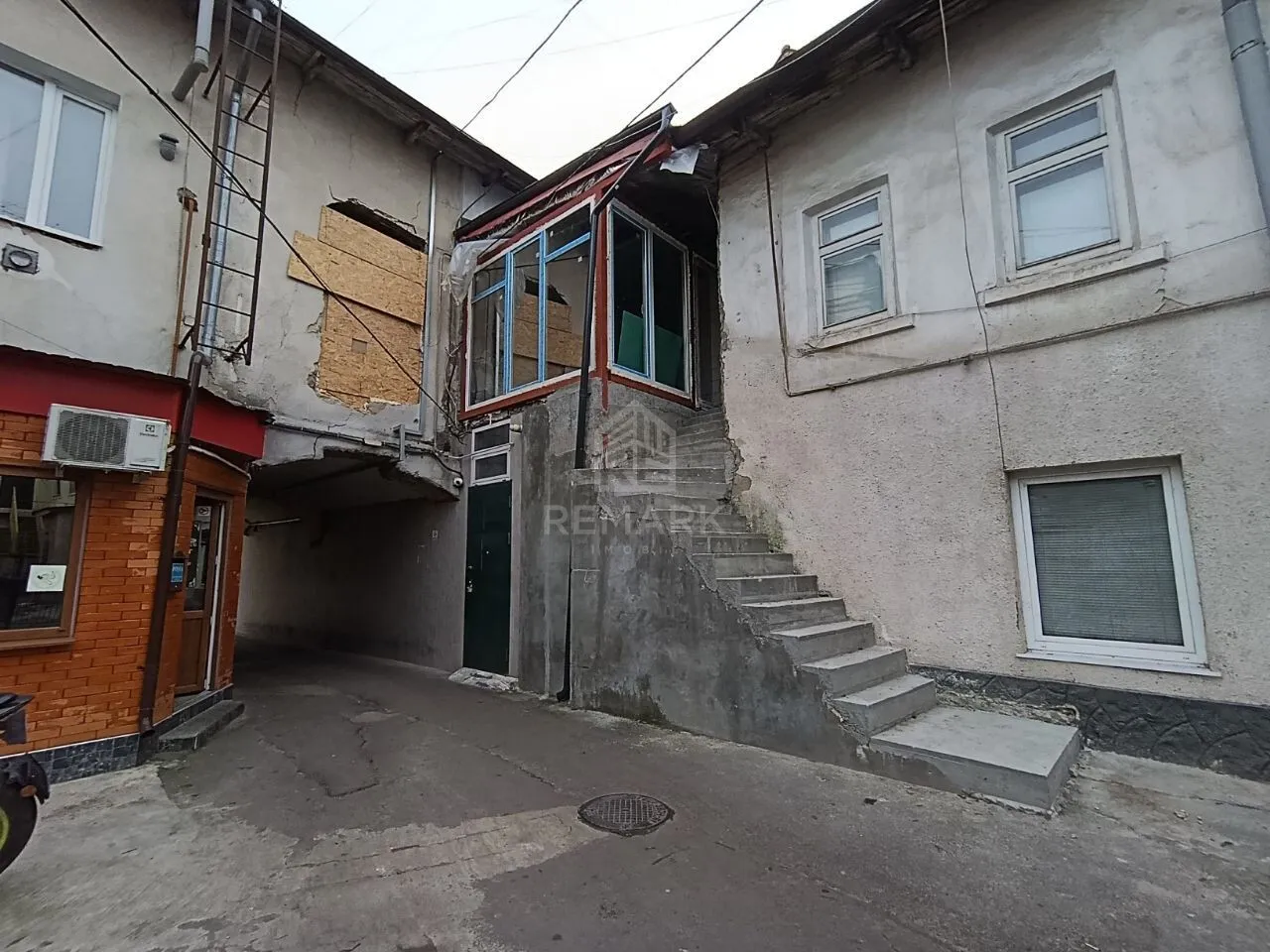 Commercial space, 100 m² — Image 2