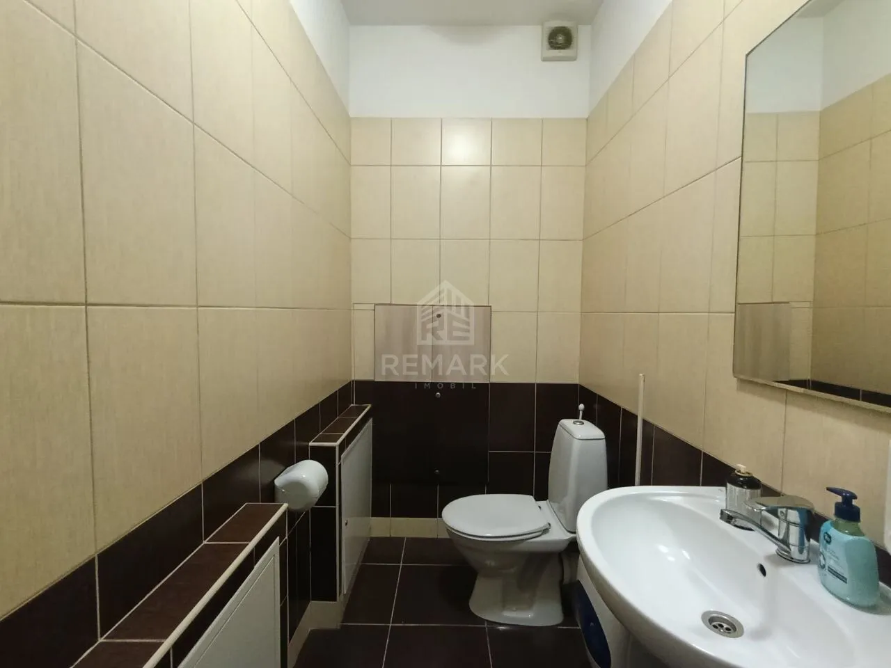 1-комнатный офис, 200 м² — Изображение 2