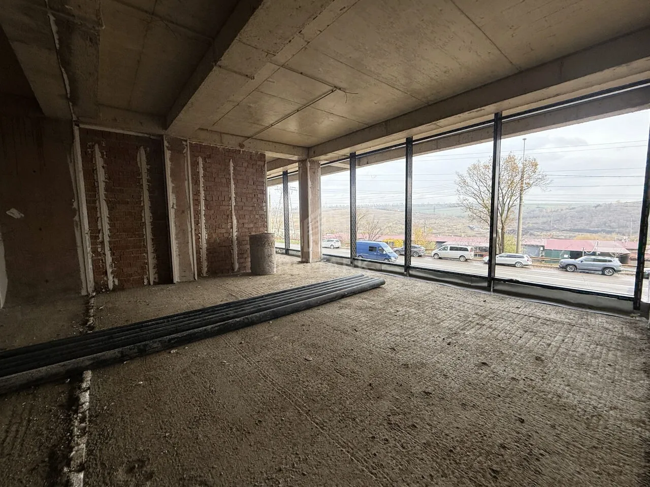 Spațiu comercial, 92 m² — Imagine 1