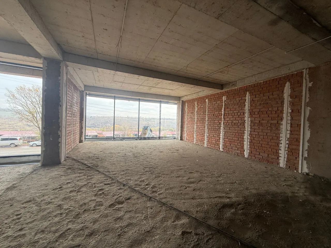Spațiu comercial, 232 m² — Imagine 4