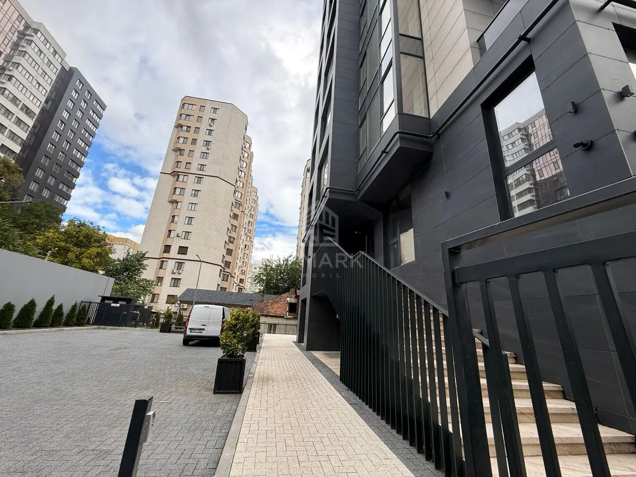 Commercial space, 220 m² — Image 4