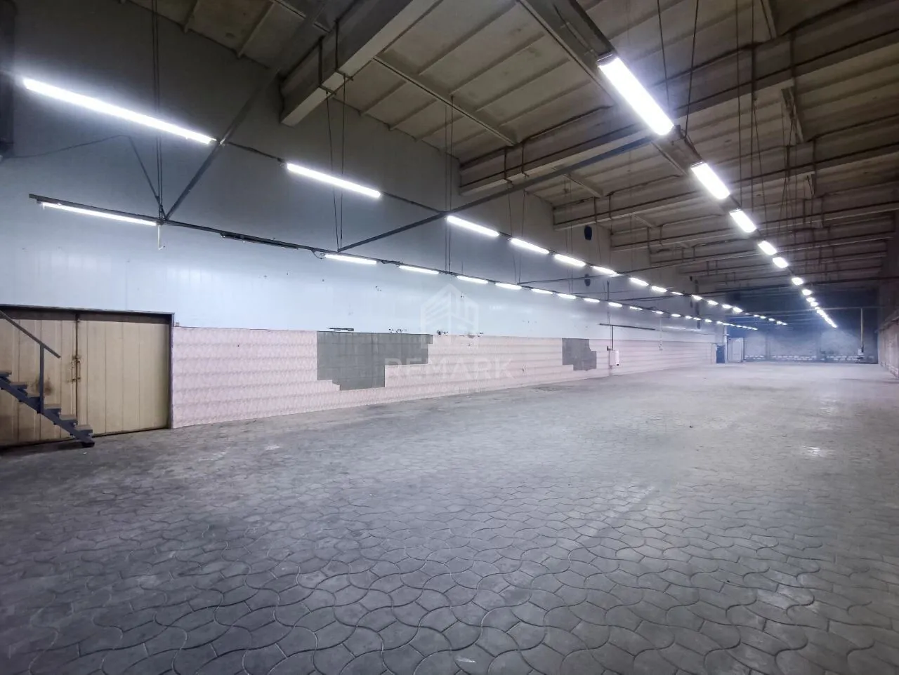 Spațiu comercial, 720 m² — Imagine 3