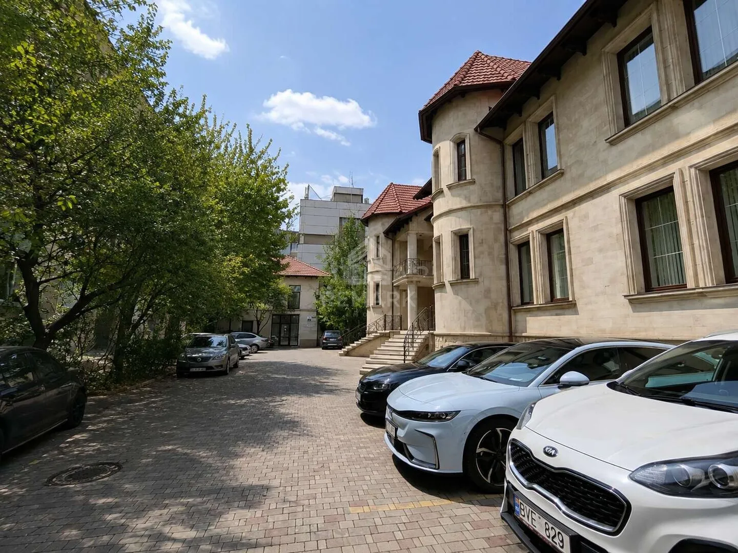 Birou, 50 m² — Imagine 1