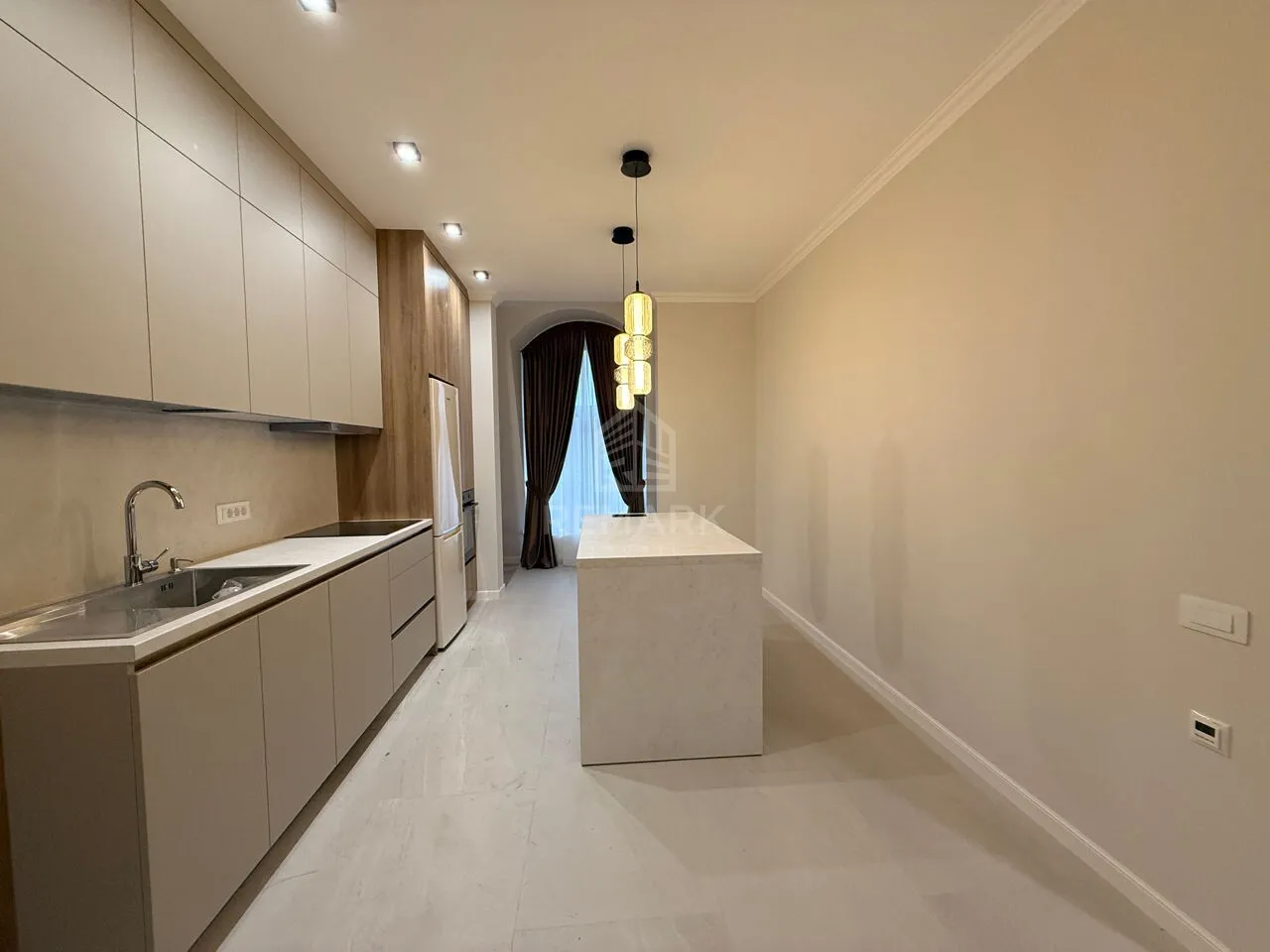 4-комнатная квартира, 130 м² — Изображение 2