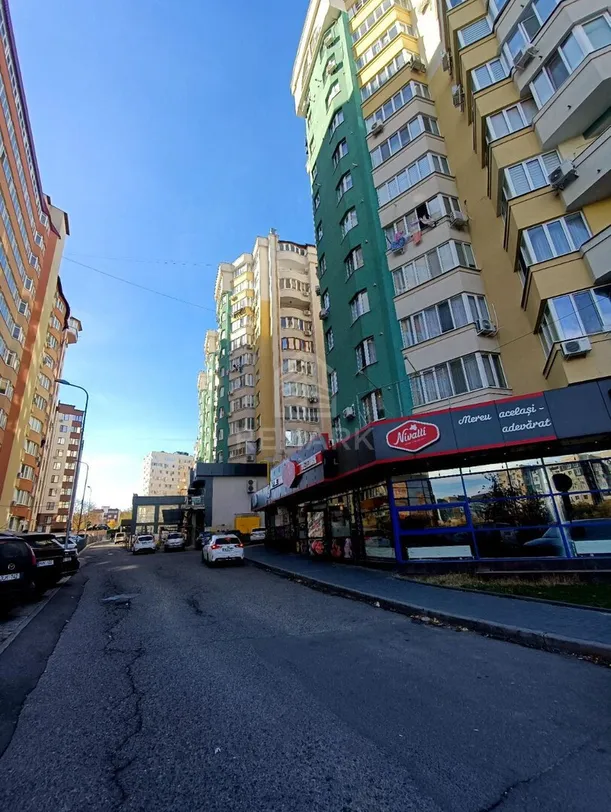 Spațiu comercial, 500 m² — Imagine 3