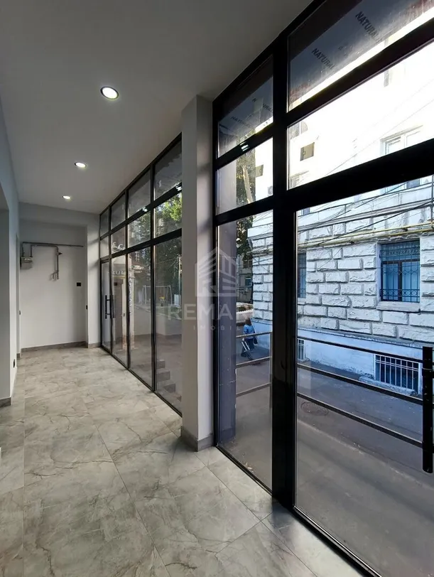 Commercial space, 73 m² — Image 4
