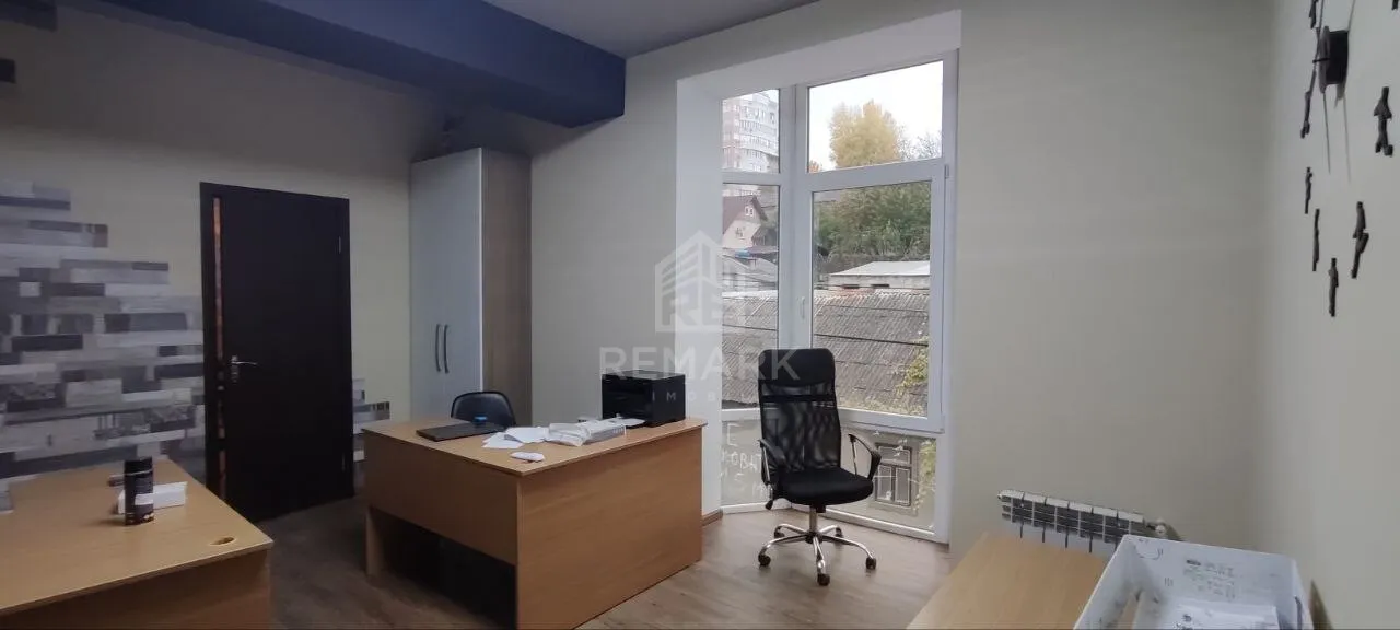 1-bedroom office, 100 m² — Image 1