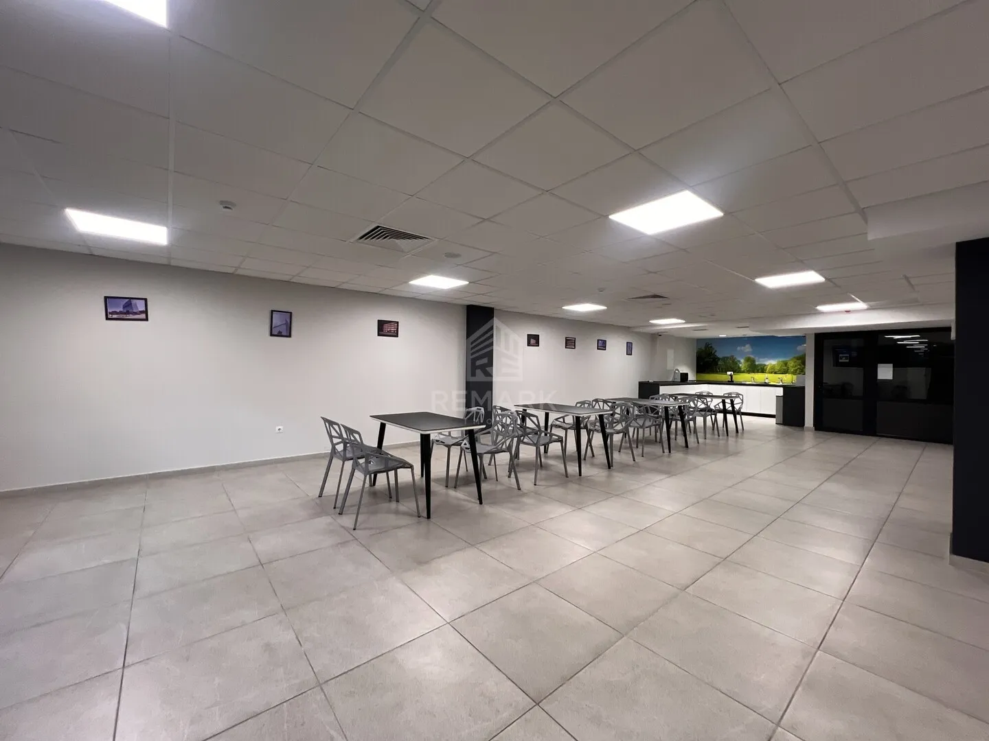 1-camere birou, 2 083 m² — Imagine 2