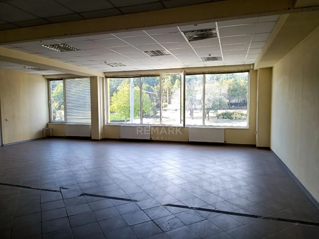 1-camere birou, 200 m² — Imagine 4