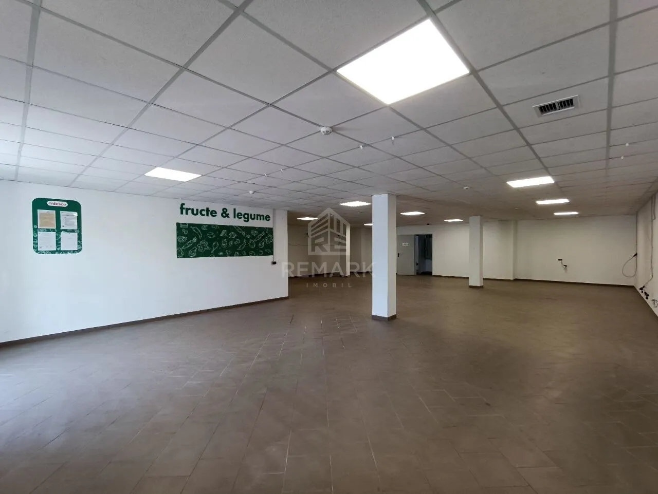 Spațiu comercial, 200 m² — Imagine 4