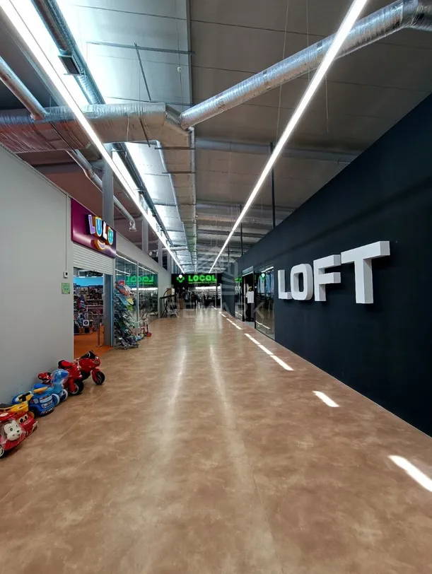 Commercial space, 3 200 m² — Image 3