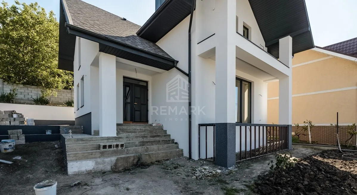 2-etaje casă, 3 camere, 120 m² — Imagine 4