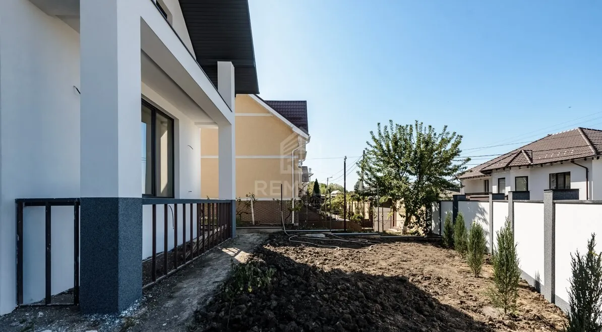 2-etaje casă, 3 camere, 120 m² — Imagine 4