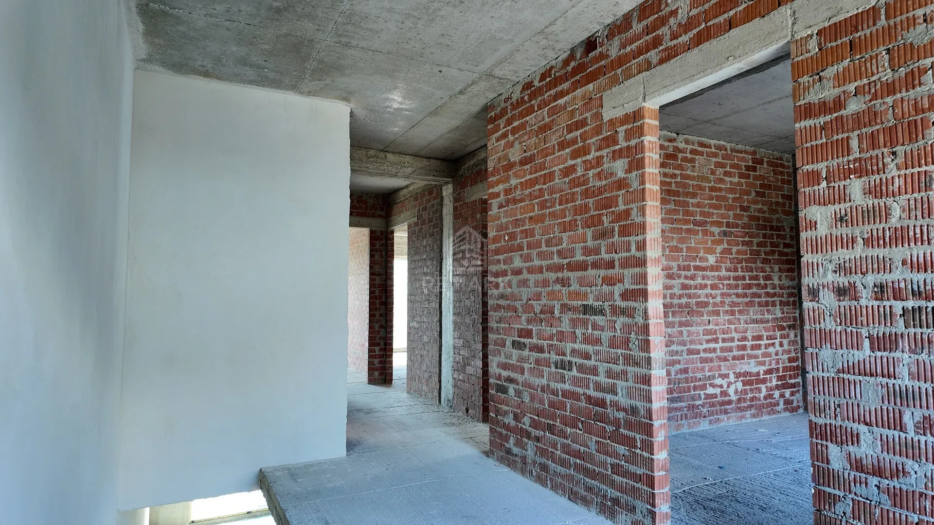2-этажный дом, 3 комнаты, 250 м² — Изображение 3