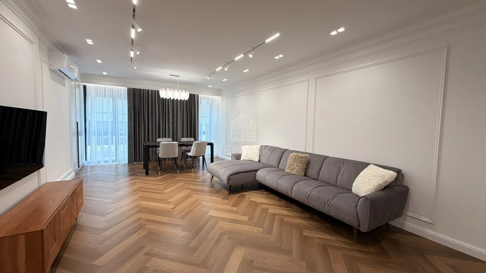4-bedroom apartment, 144 m² — Image 2
