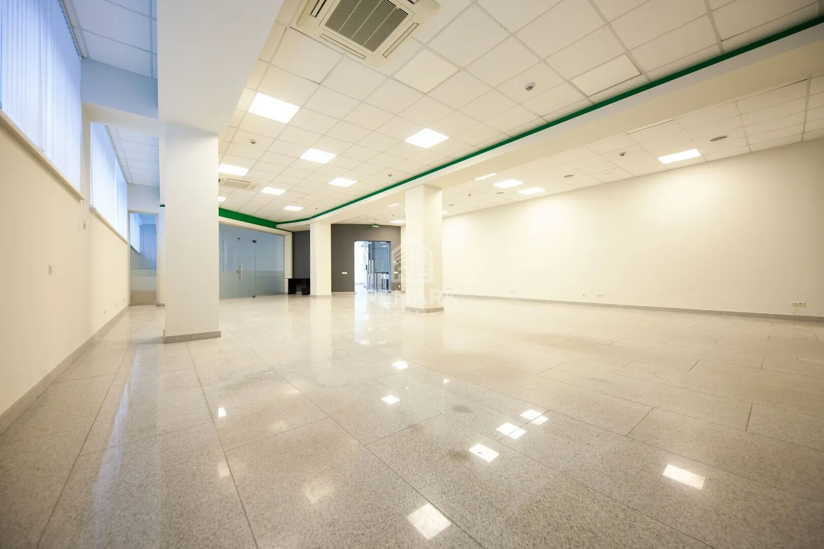 Commercial space, 168 m² — Image 4