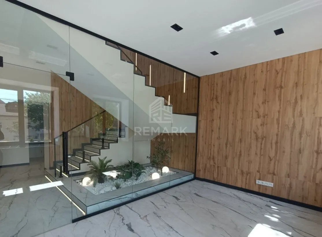 1-bedroom office, 200 m² — Image 4