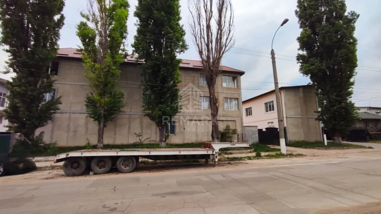 Spațiu comercial, 350 m² — Imagine 1