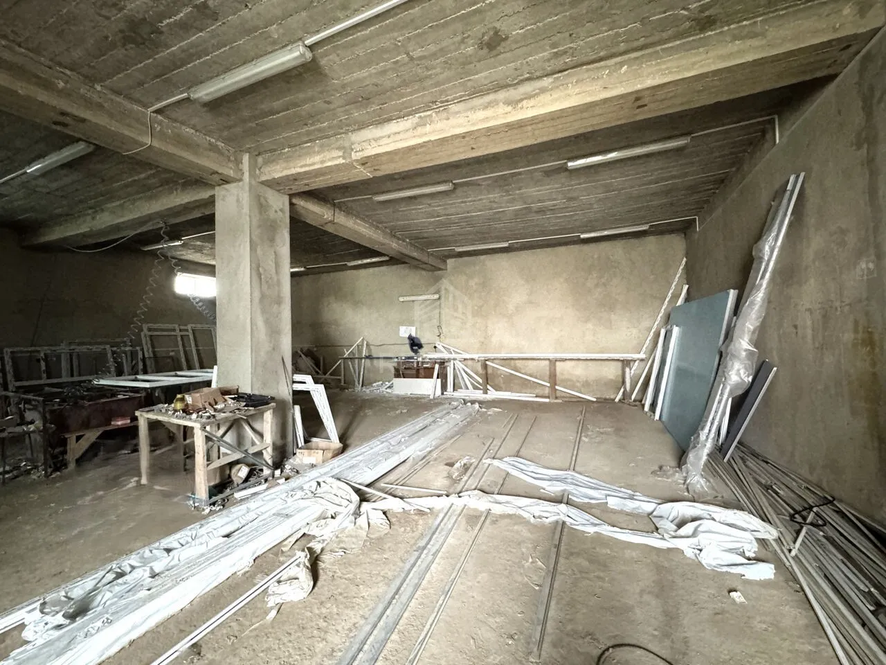 Spațiu comercial, 350 m² — Imagine 1
