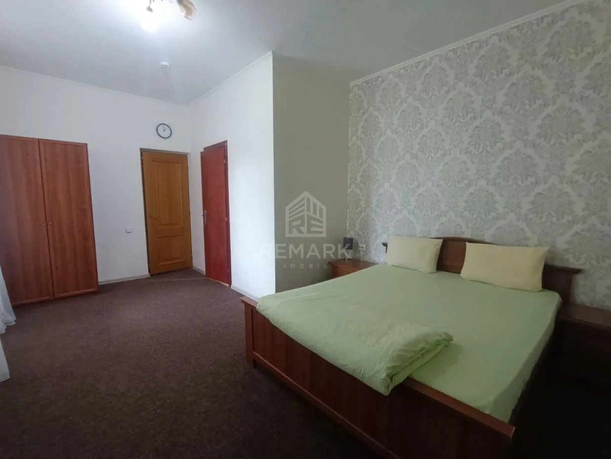 Spațiu comercial, 400 m² — Imagine 4