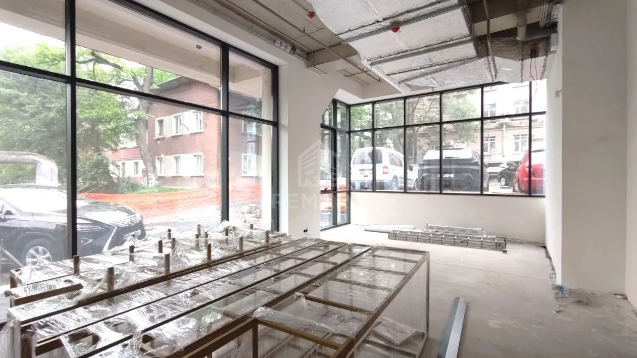 Spațiu comercial, 140 m² — Imagine 4