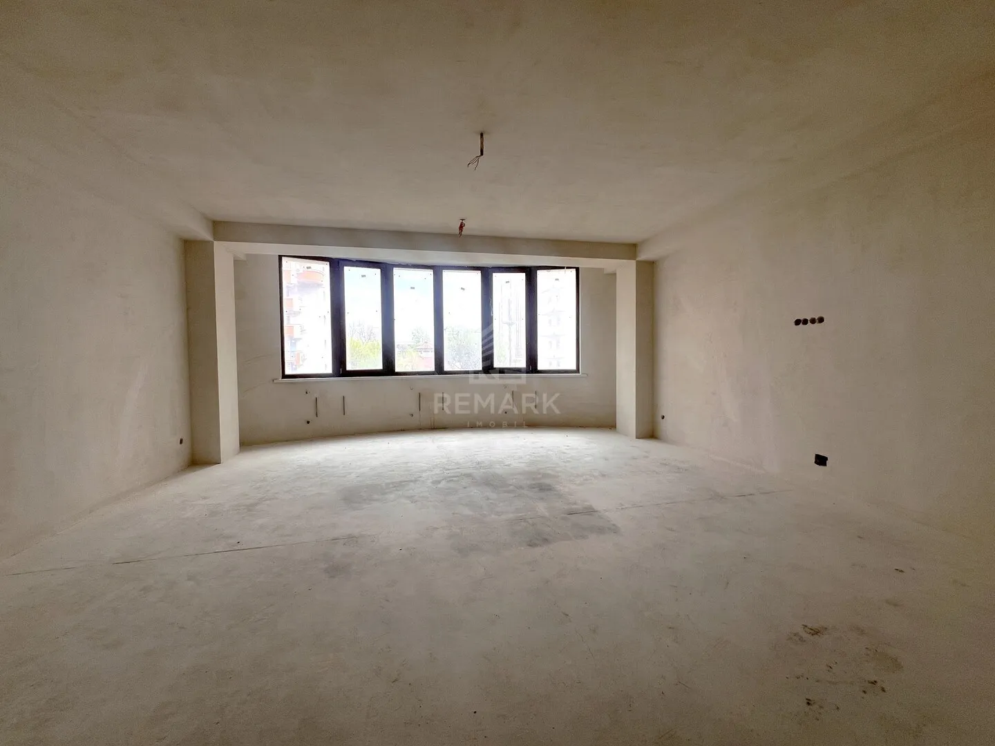 1-camere birou, 3 600 m² — Imagine 3
