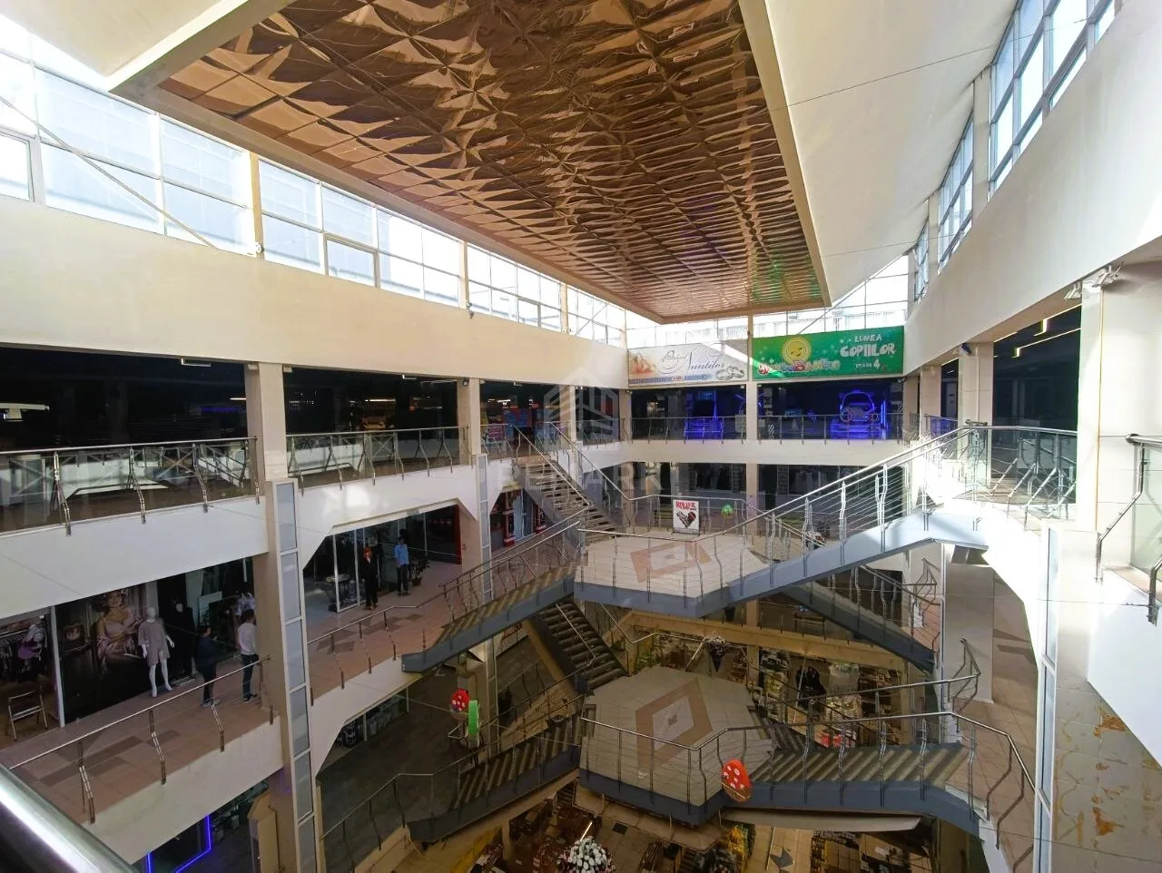 Commercial space, 240 m² — Image 2