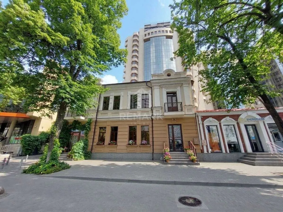 Spațiu comercial, 245 m² — Imagine 3