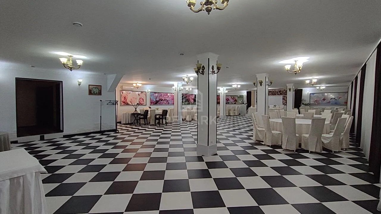 Commercial space, 350 m² — Image 4