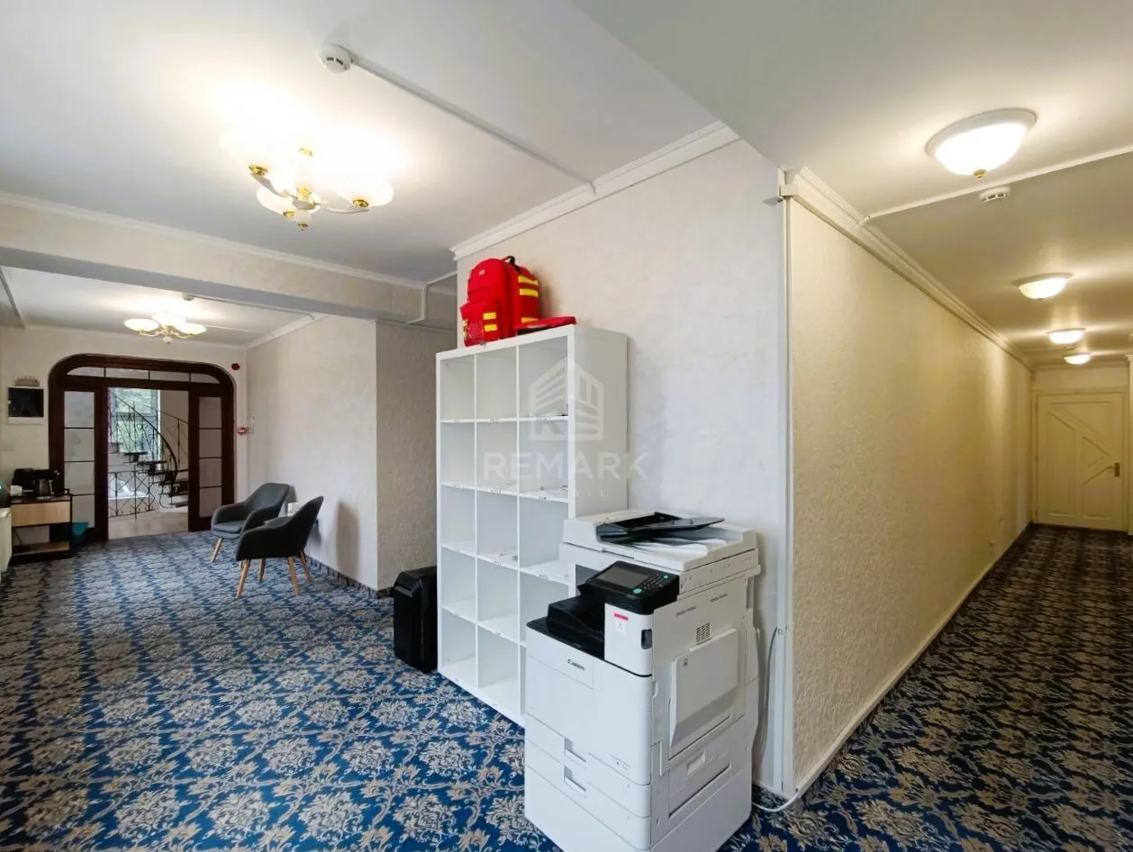 Spațiu comercial, 780 m² — Imagine 4