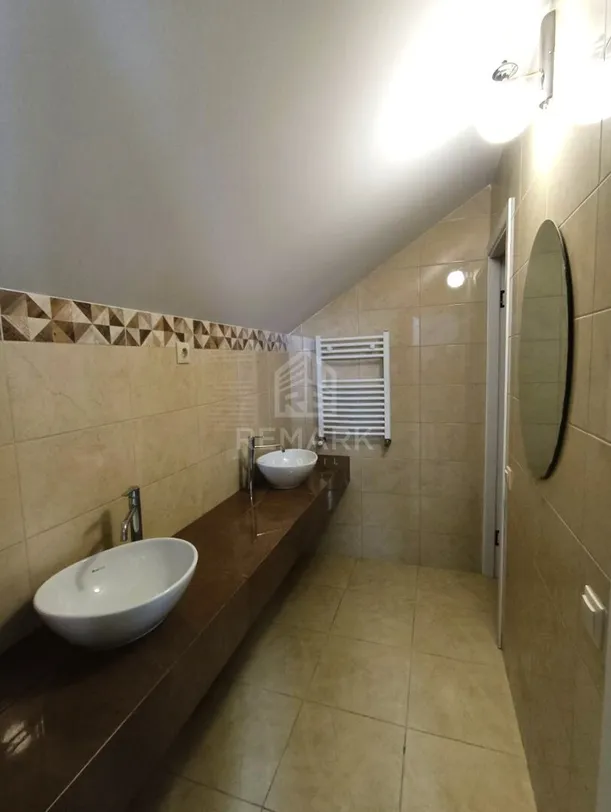 Spațiu comercial, 780 m² — Imagine 2