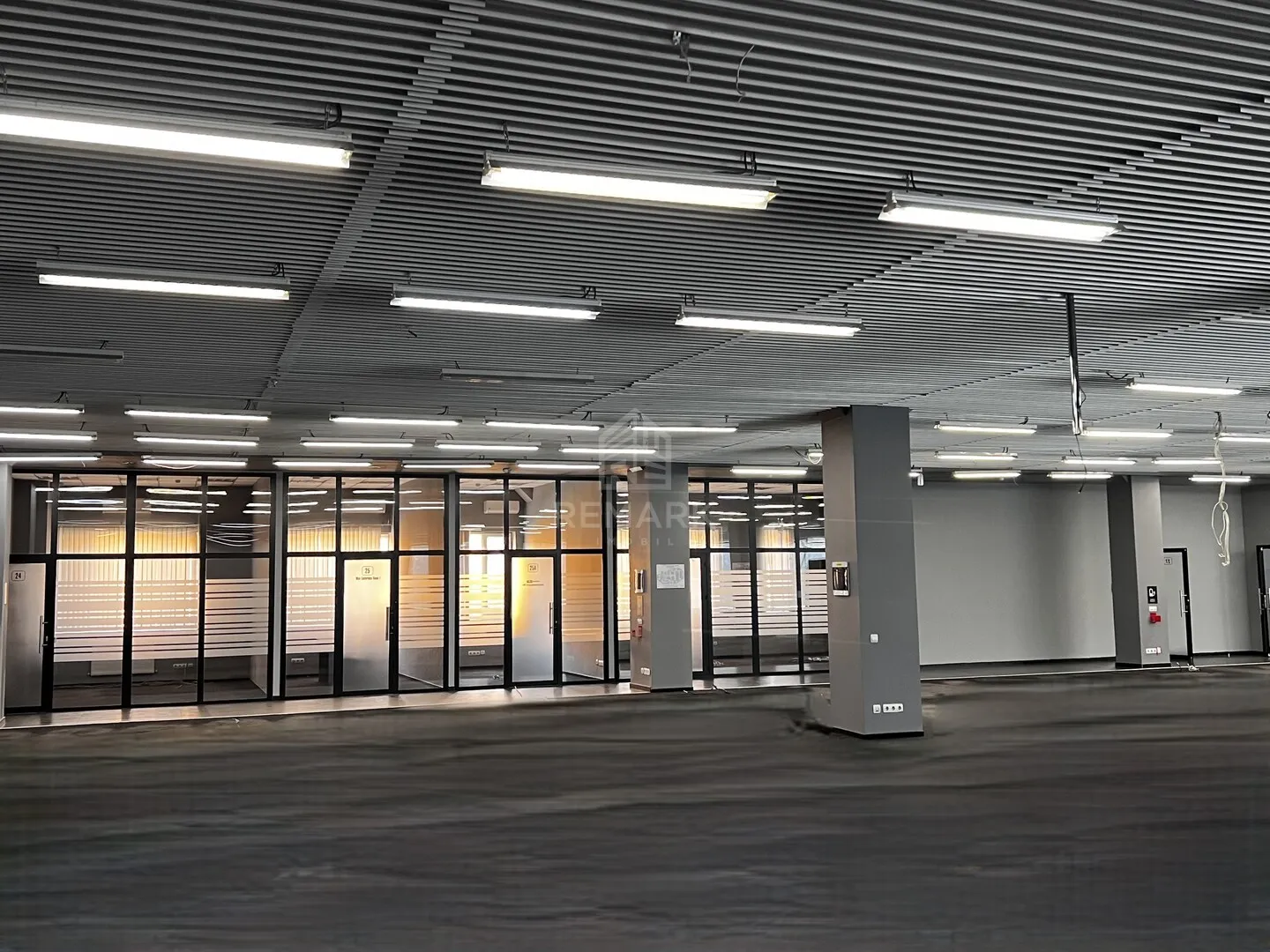 Birou, 1 400 m² — Imagine 4