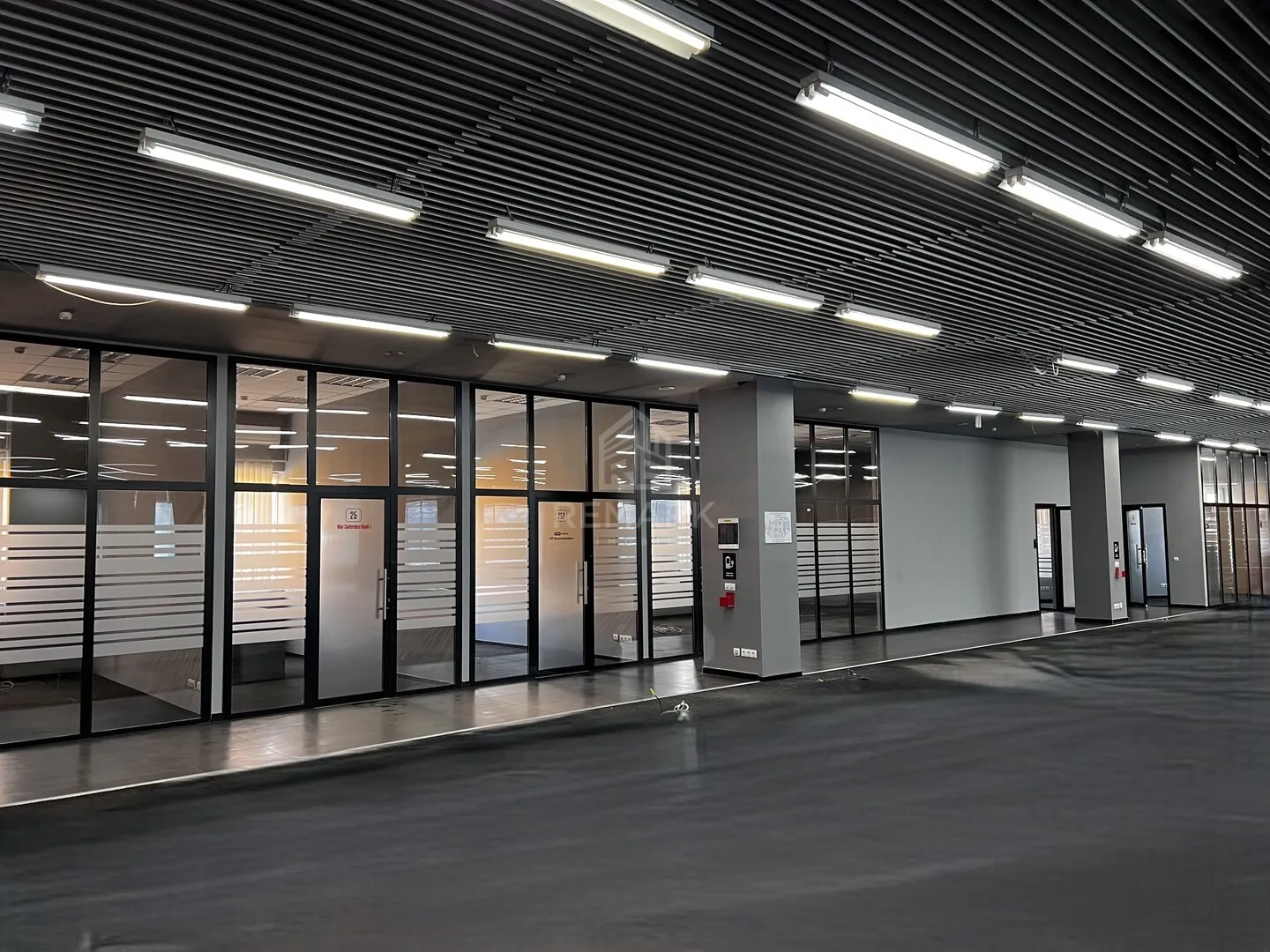 1-camere birou, 1 400 m² — Imagine 4