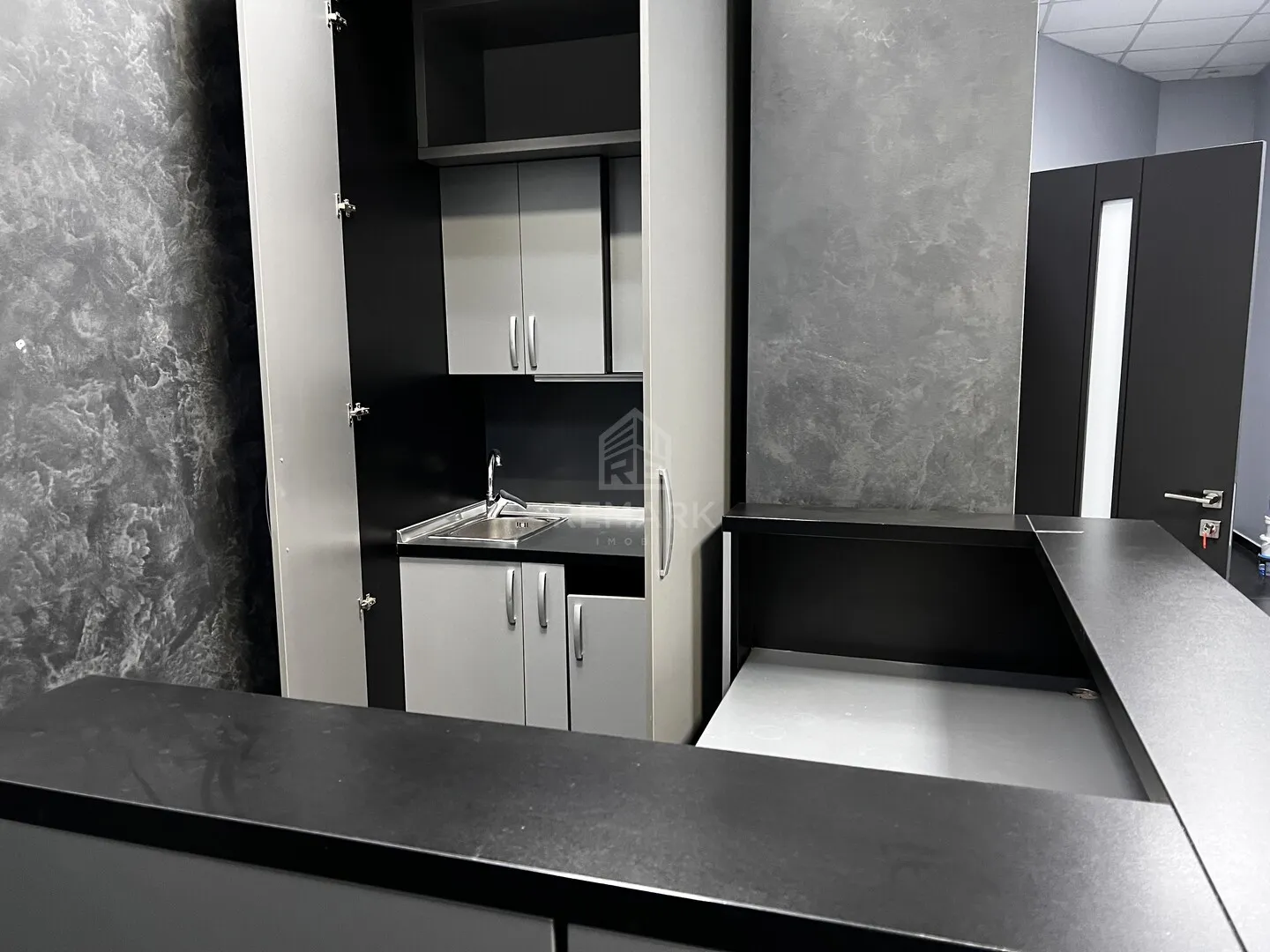 1-camere birou, 1 400 m² — Imagine 2