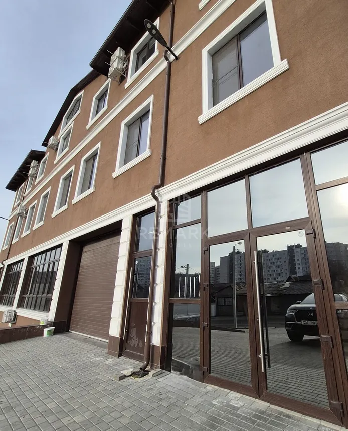 Офис, 420 м² — Изображение 1