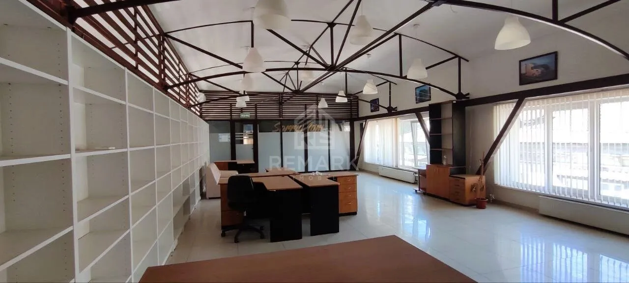 Office, 120 m² — Image 4