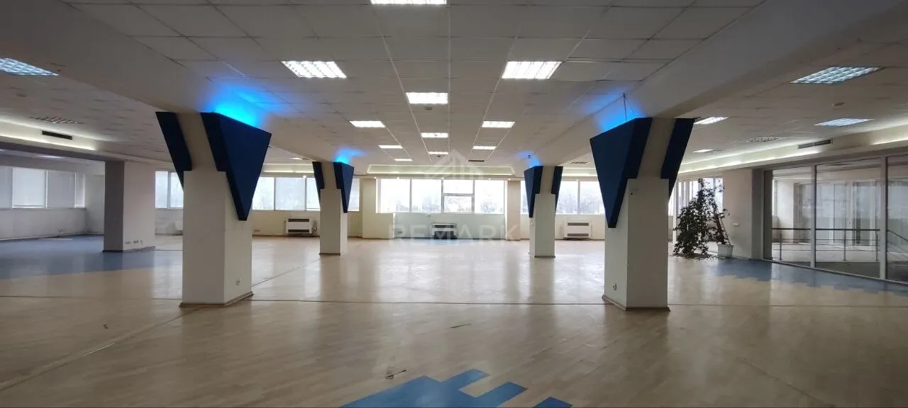 1-комнатный офис, 645 м² — Изображение 1