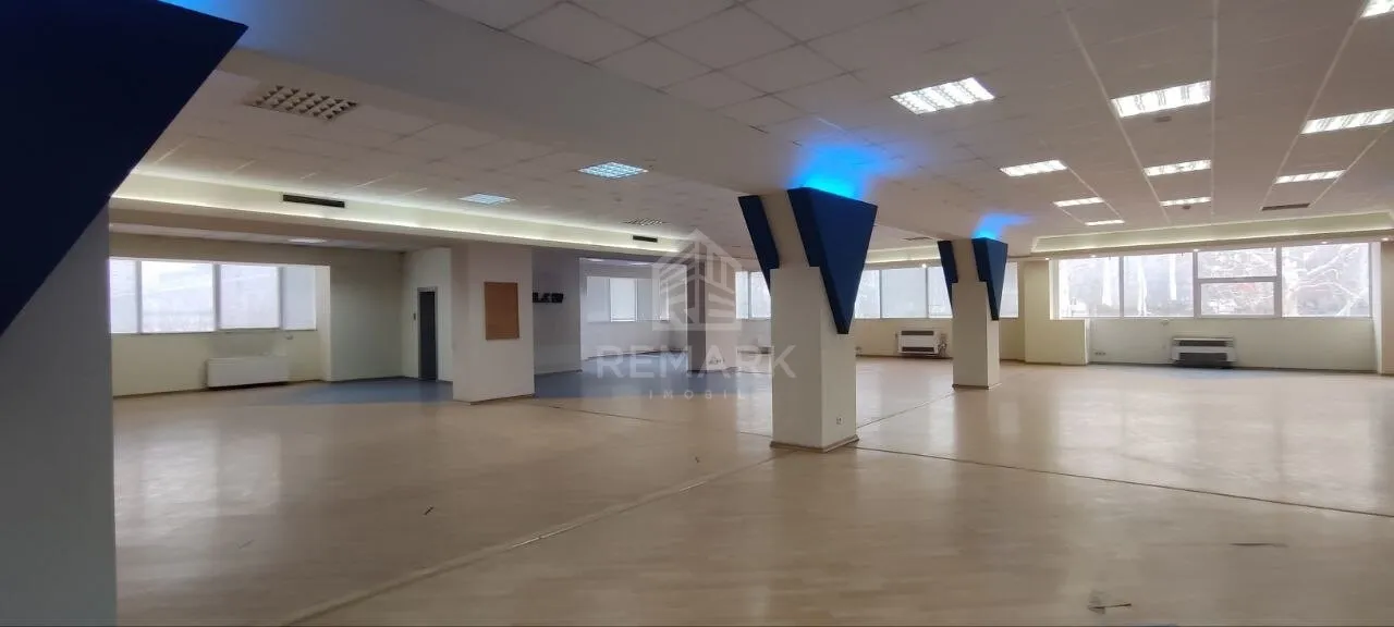 Birou, 645 m² — Imagine 4
