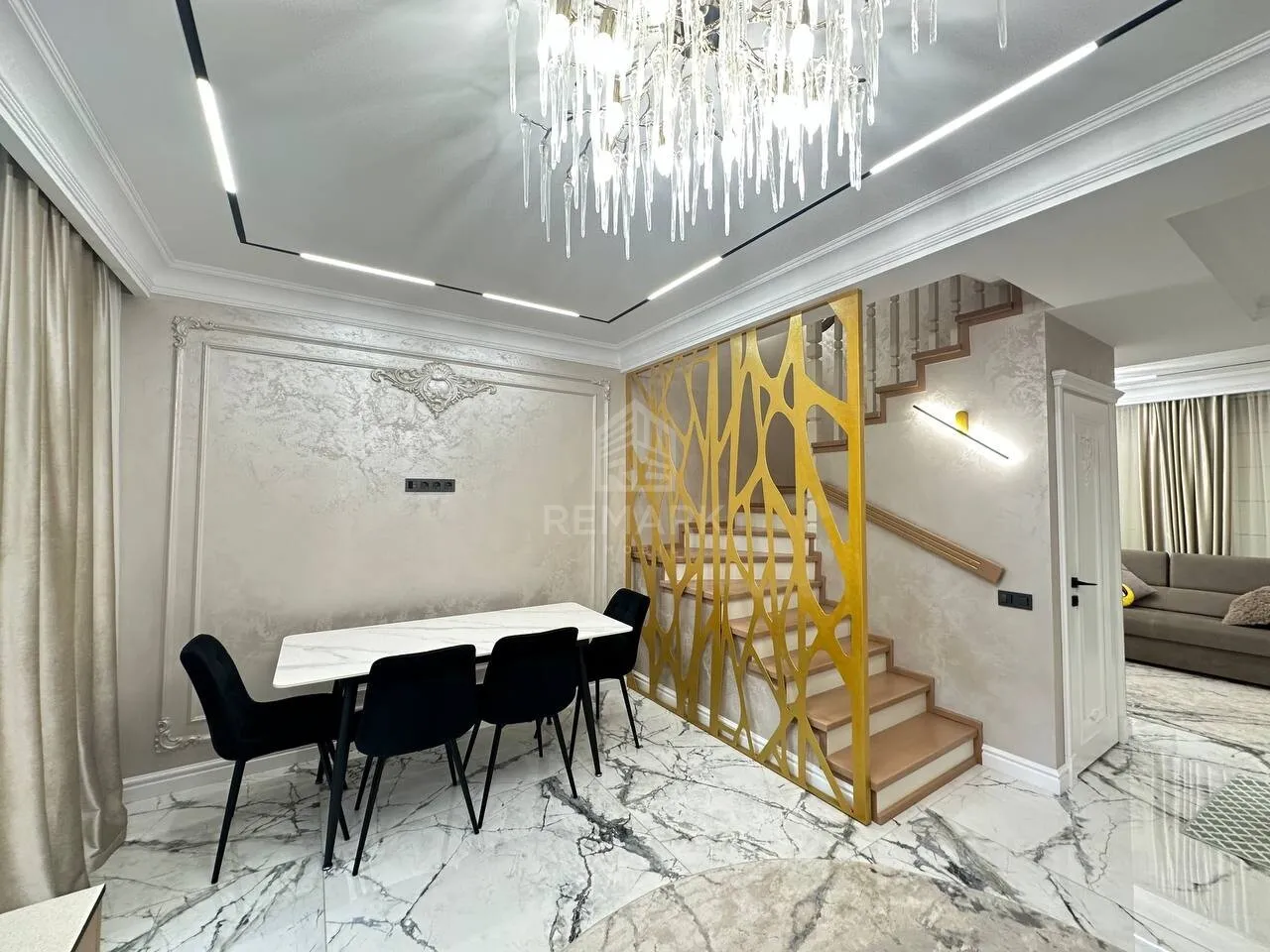 2-этажный дом, 4 комнаты, 200 м² — Изображение 4