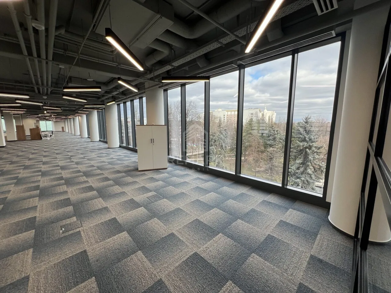1-bedroom office, 500 m² — Image 1