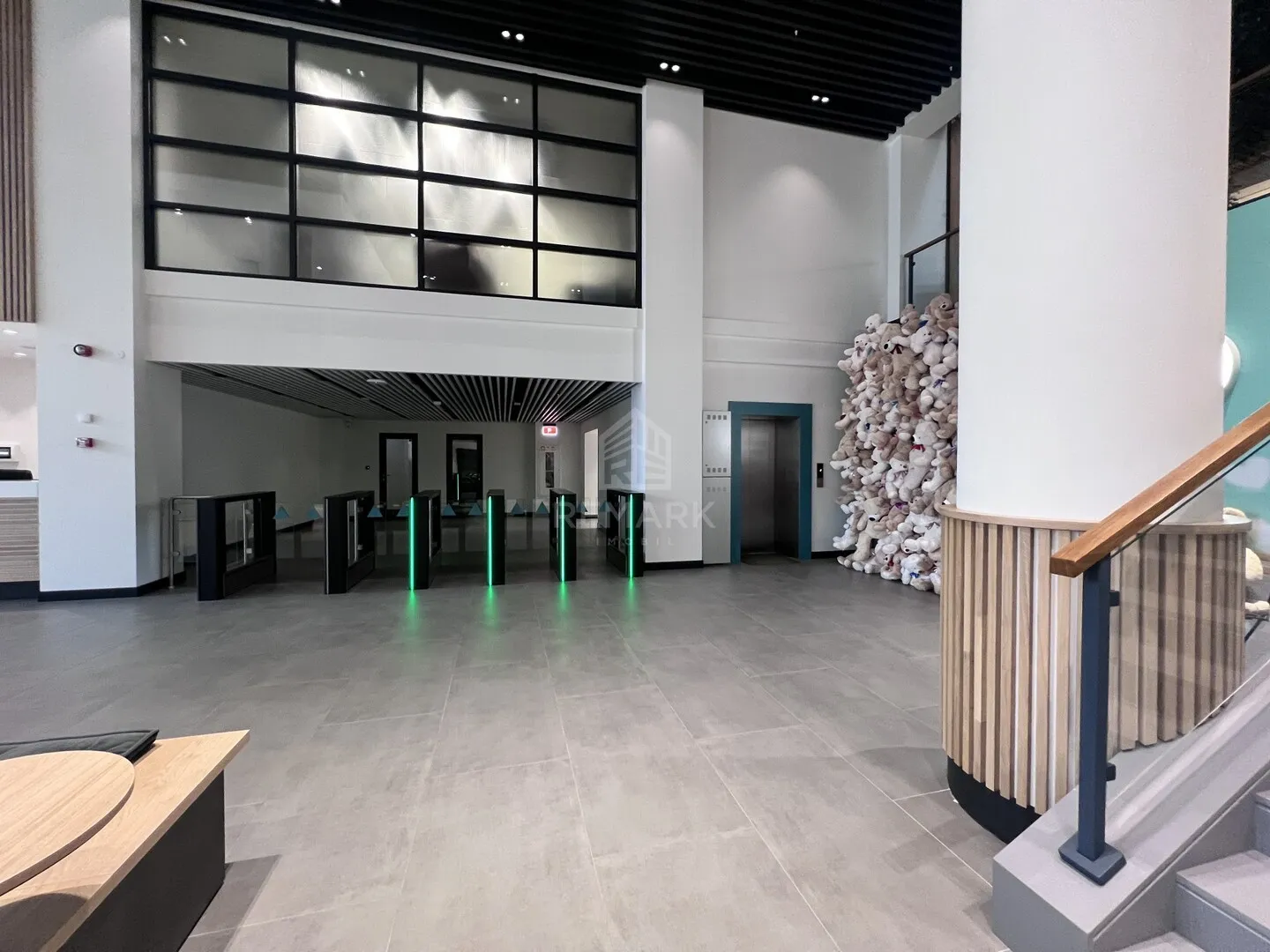 1-camere birou, 2 000 m² — Imagine 4